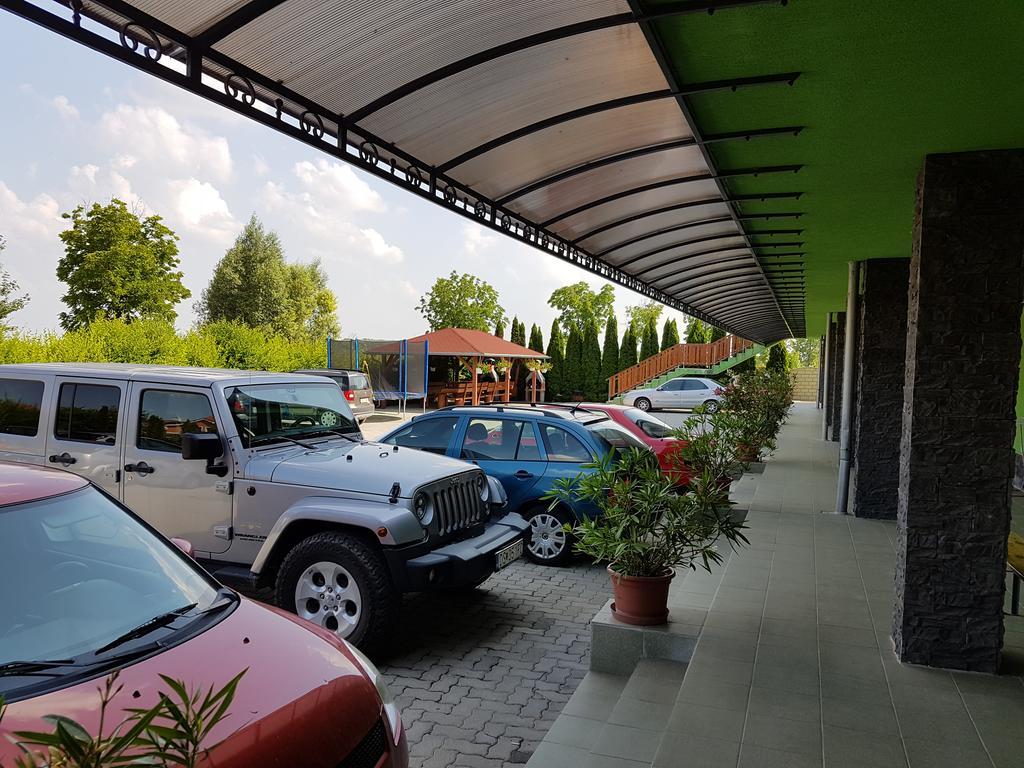 Apartman Taktik Вельки-Медер Экстерьер фото